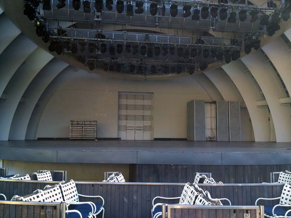 Hollywood Bowl Pool Circle Center