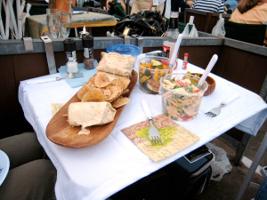 Hollywood Bowl box table with food