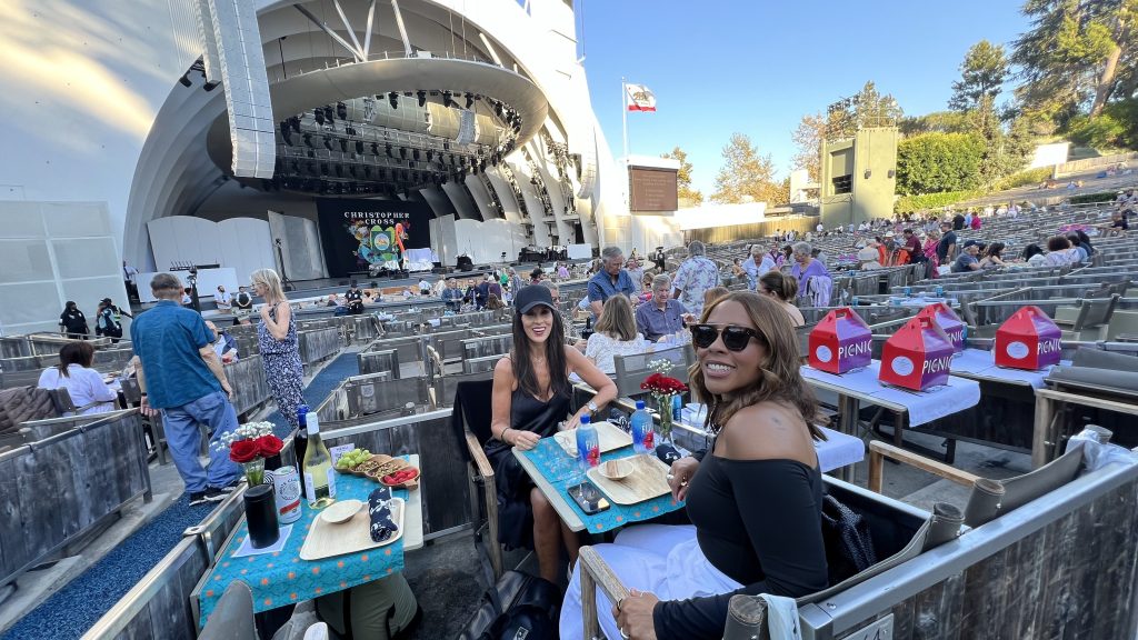 Hollywood Bowl Box Dinning